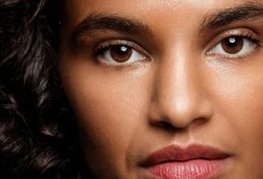 Portrait de la boxeuse Anissa Meksen