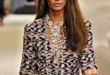 Le défilé Croisière de Chanel à Dubaï 