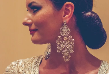 La signature Ikone Paris - L'art de l'emmaillage, rencontre avec Emma Meston