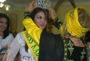 Loukab Sabrina sacrée Miss Kabylie 2013