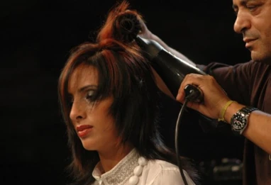 Le show de Djelani Maâchi au Salon Mondial de la Coiffure 2006 à Paris