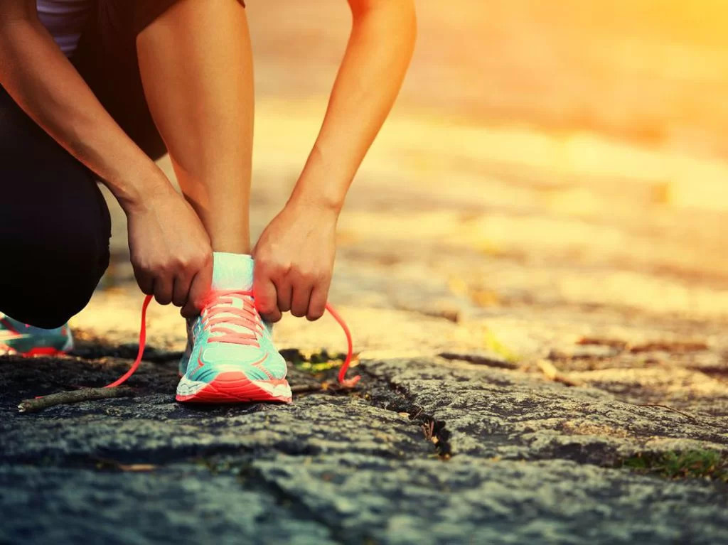 panoplie-running-femme-equipement-indispensable-et-superflu-course-a-pied