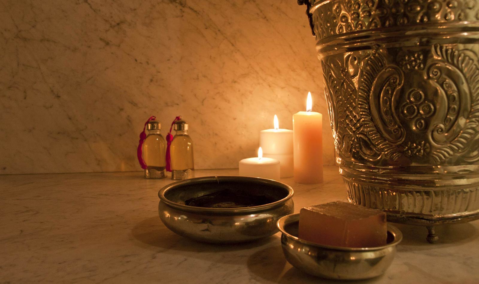spa-oriental-maison-bougies-savon-noir-rituels-bien-etre-algerie
