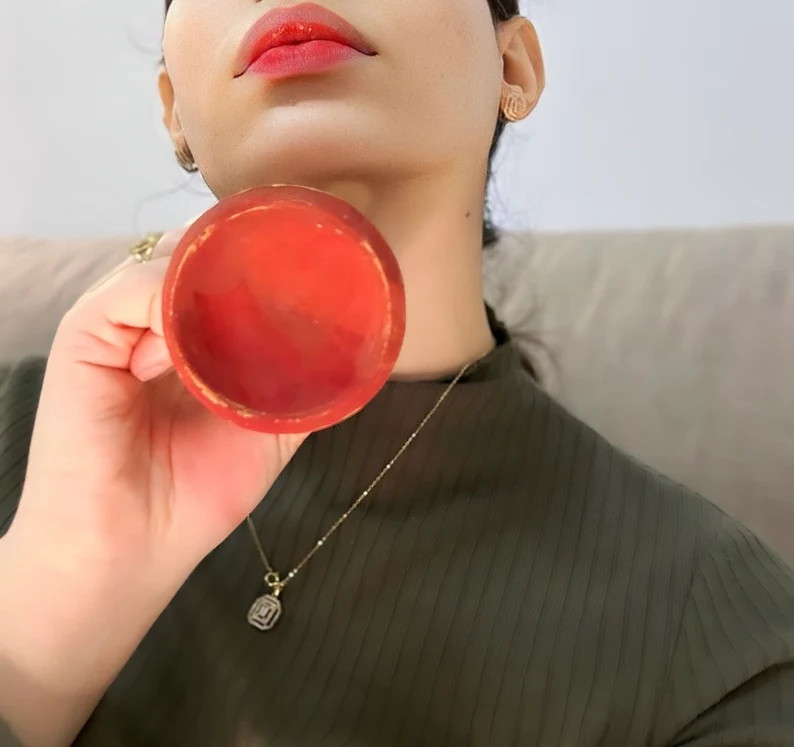 aker-rouge-levres-naturel-berbere-beaute-traditionnelle