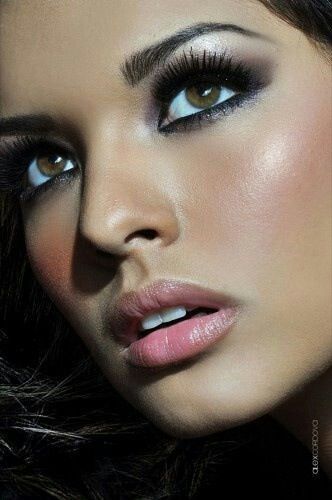 comment-reussir-son-maquillage-de-soiree-conseils-astuces-erreurs-a-eviter2