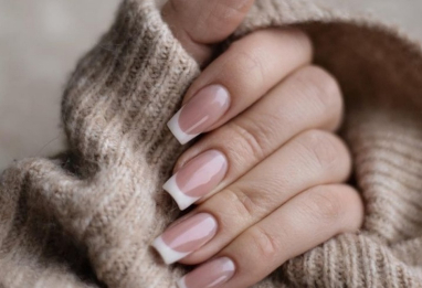 Ongles impeccables & French manucure naturelle : le guide ultime