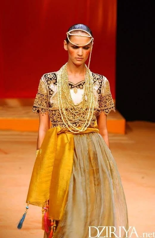 yasmina-chellali-2003-5