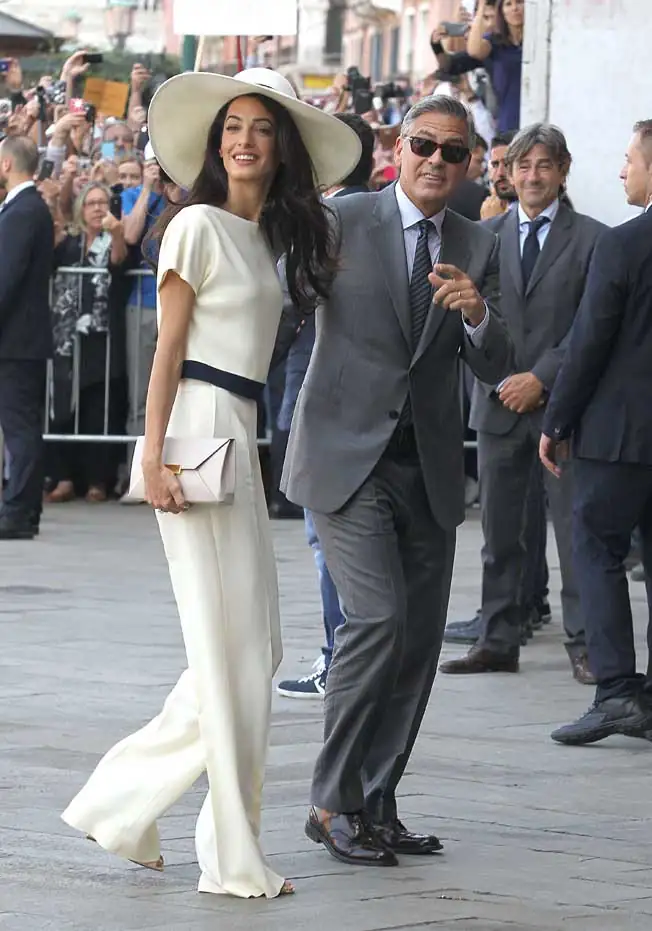 Total look blanc pour son mariage civil