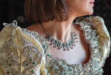 La Blouza Mansouj de Tlemcen : Héritage et Évolution d'un Vêtement Mythique