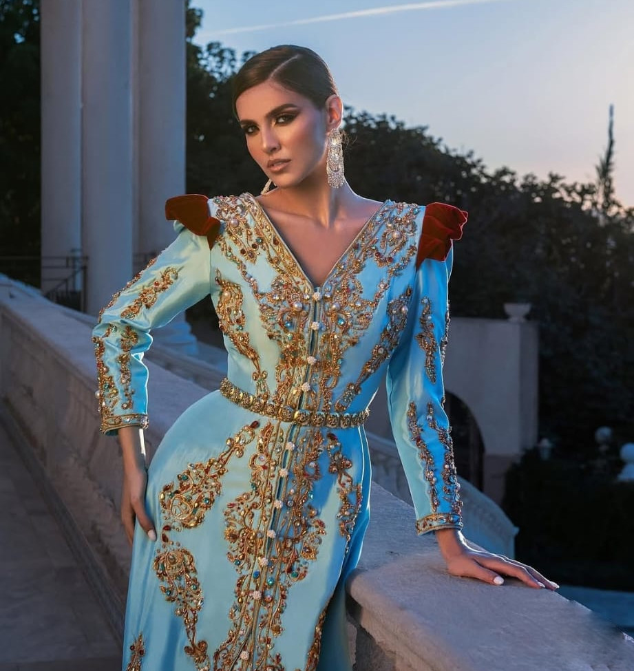 caftan-algerien-ou-marocain-origine-patrimoine-maghrebin-mode-traditionnelle