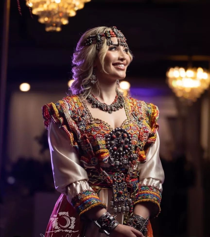 robe-kabyle-traditionnelle