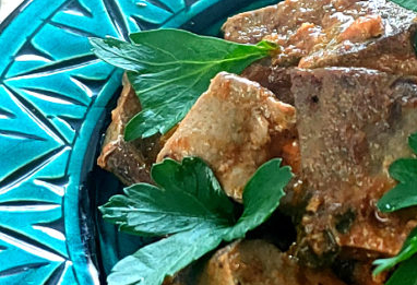 kebda-mchermla-des-de-foie-a-la-sauce-tomate