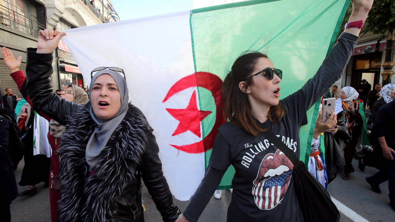 edito-voix-femmes-algeriennes-silence-brise